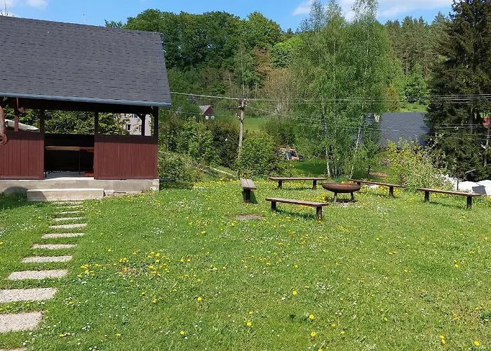 ゲストハウス Siskovna Jívka
